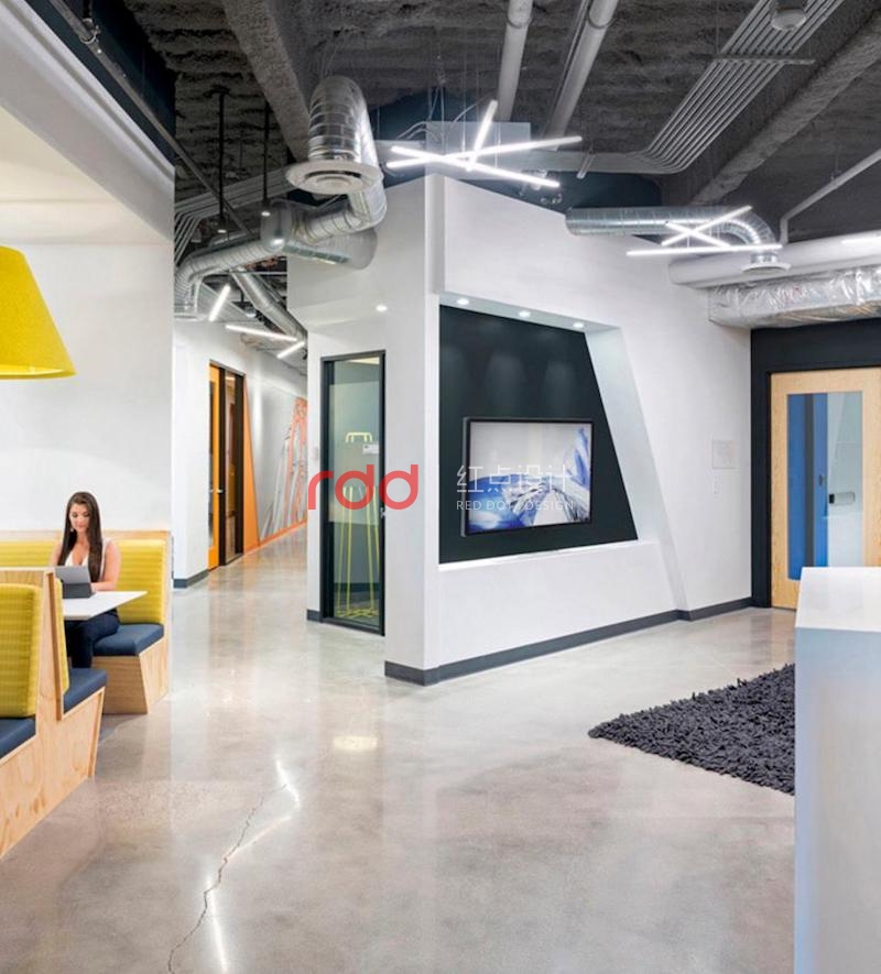 廣州寫字樓設(shè)計裝修的五大設(shè)計方向-4.jpg